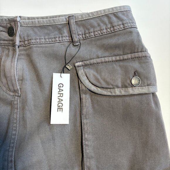 Garage Dark Grey Mini Skort with Pockets and Belt Loops Size Medium - Picture 2 of 6